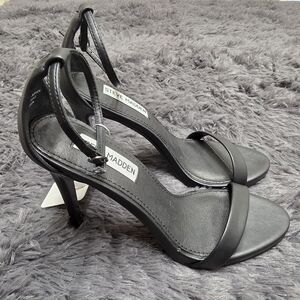 Steve Madden Black Strappy Stiletto Sandals. Size 6.5. NWOB